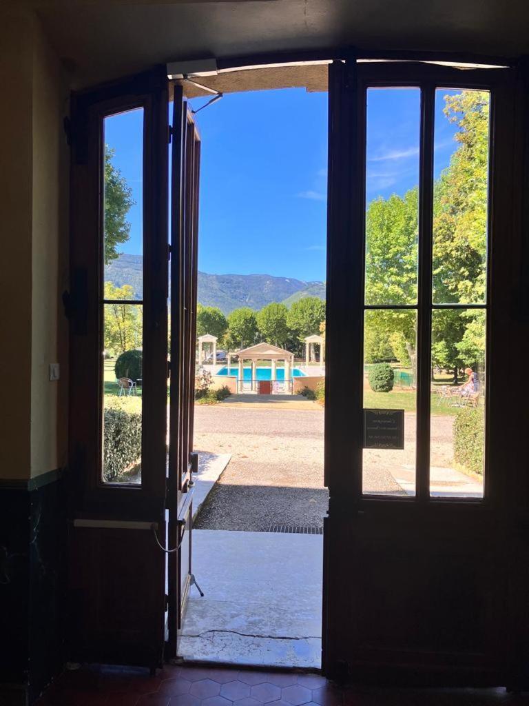 蒙布兰莱班La Vue Est Belle公寓 外观 照片